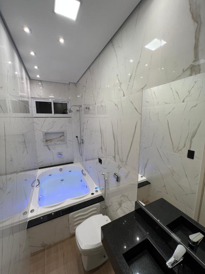 Ônix Hotel Assis Extérieur photo