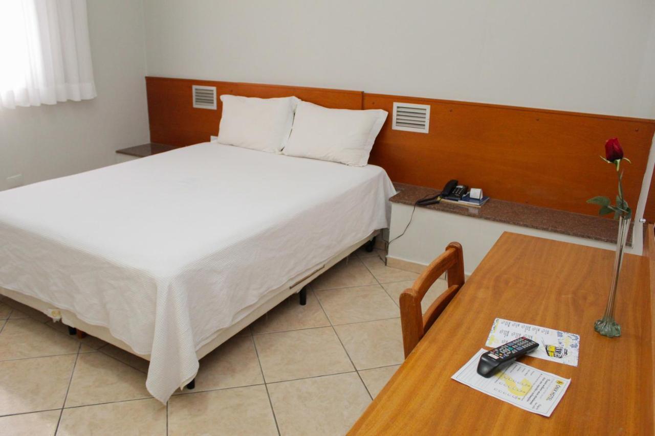 Ônix Hotel Assis Extérieur photo