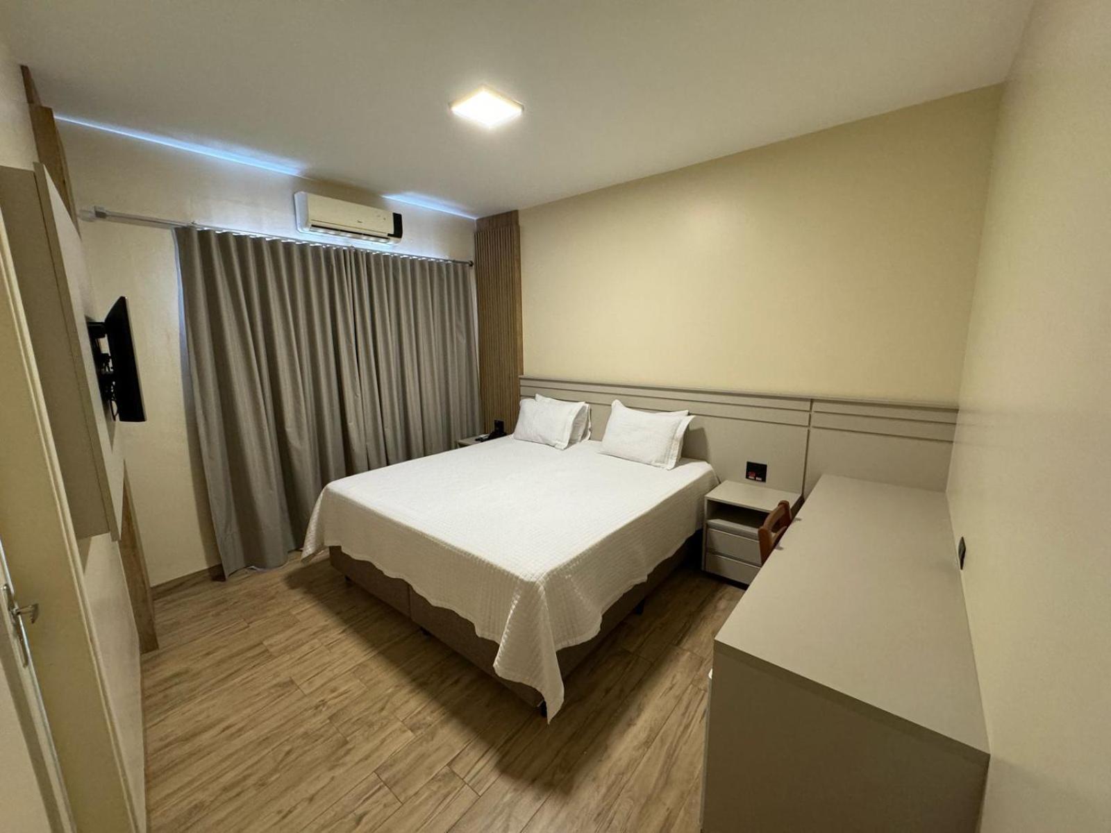 Ônix Hotel Assis Extérieur photo