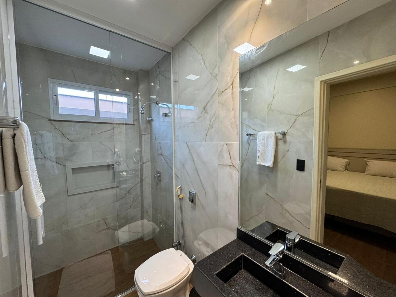 Ônix Hotel Assis Extérieur photo